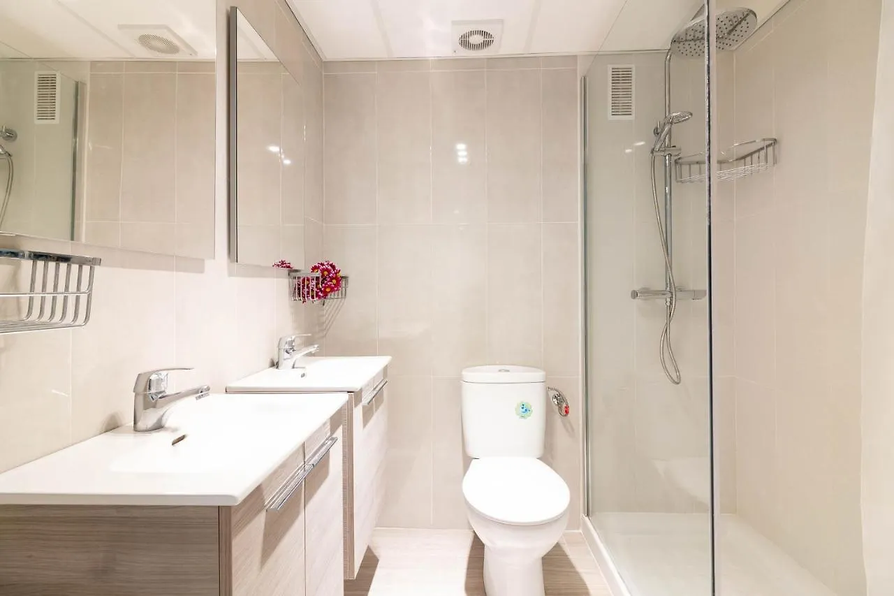 Atarazanas Freshapartments Малага